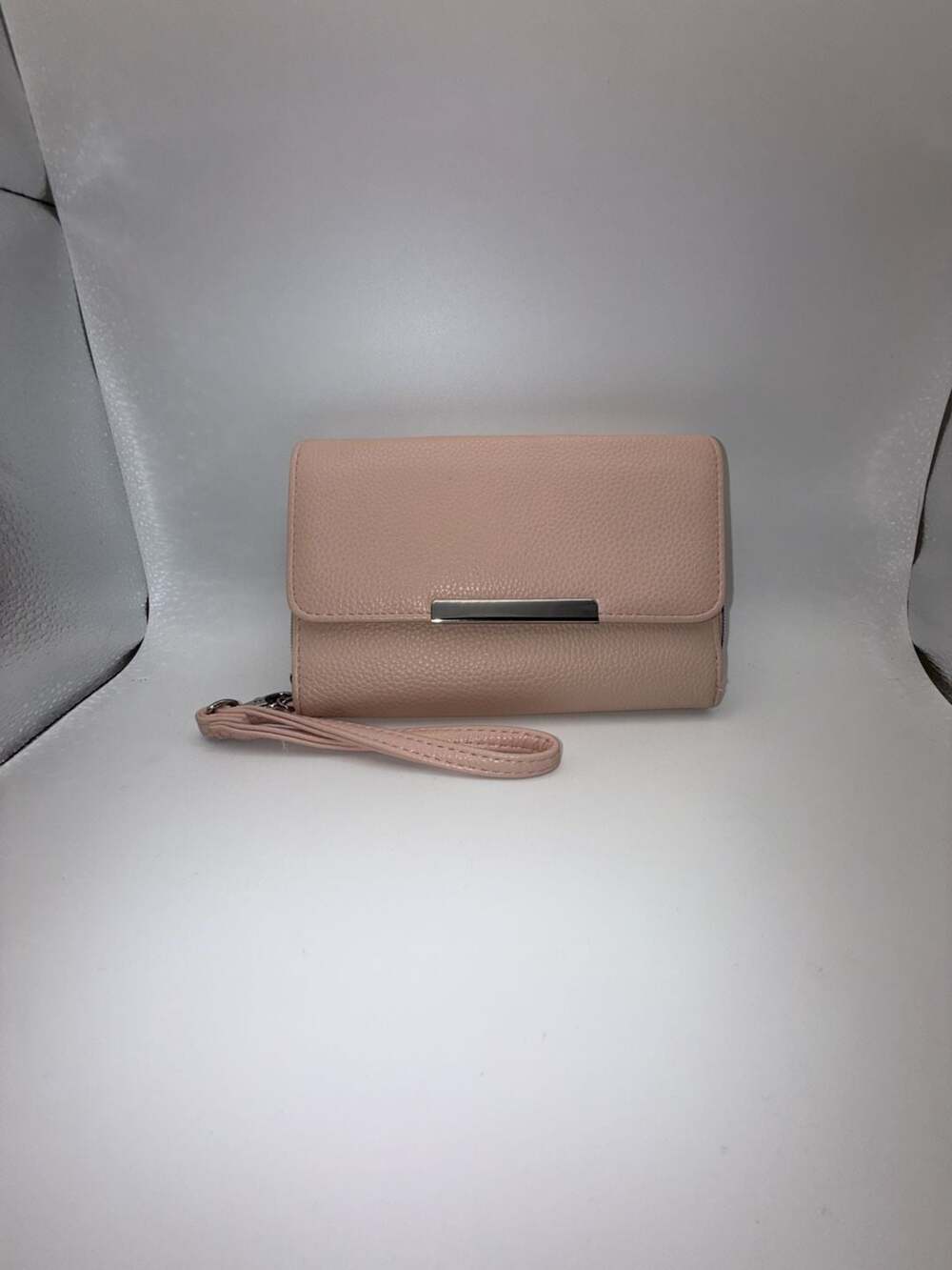 Kim Rogers Pink Pebbled Faux Leather Wristlet Clutch Wallet